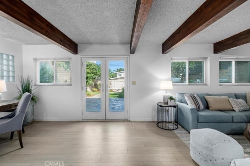 609 35th St, Manhattan Beach CA  90266-3427 exterior