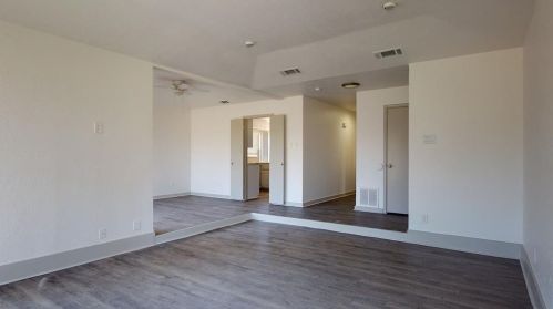 208 Trellis Pl, Richardson TX  75081-4737 exterior