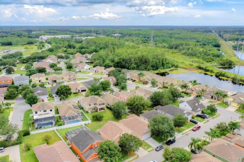 8104 Spirit Ct, New Port Richey, FL 34655-5184