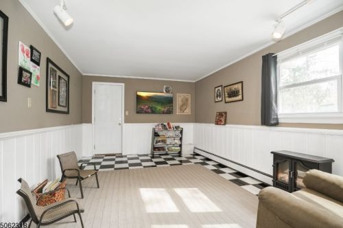 78 Hunters Ln, Sparta NJ  07871-2556 exterior