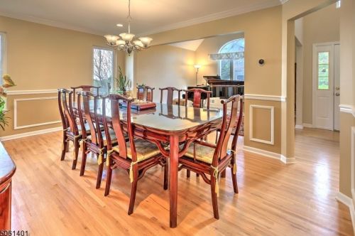 16 Steeple Chase Ct, Bedminster NJ  07921-1638 exterior