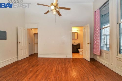 1231 Adeline St, Oakland CA 94607-2810 exterior