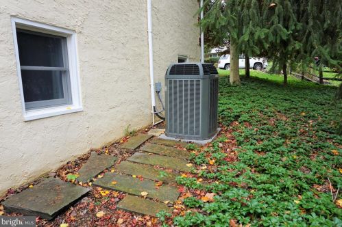 176 Dayleview Rd, Berwyn PA  19312-1207 exterior