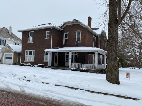 1006 Culbertson Ave, Zanesville, OH 43701-3017
