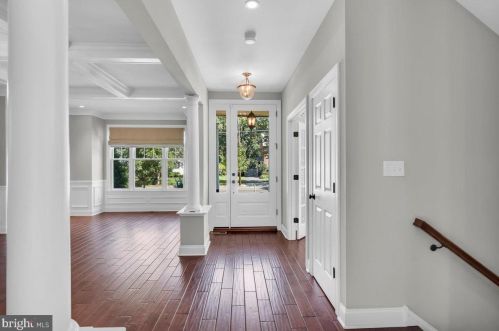 320 End Ave, Tavistock NJ  08033-2622 exterior