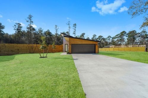 10945 Bluebird Pl, Conroe, TX 77385-9615