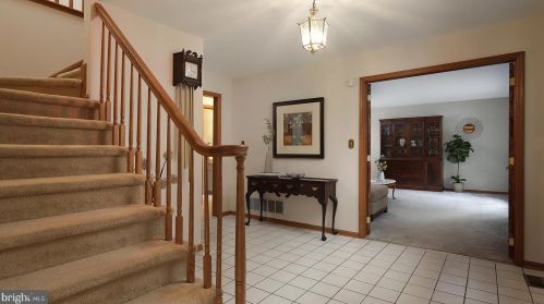 13 Woodside Ln, Flemington NJ  08822-3221 exterior