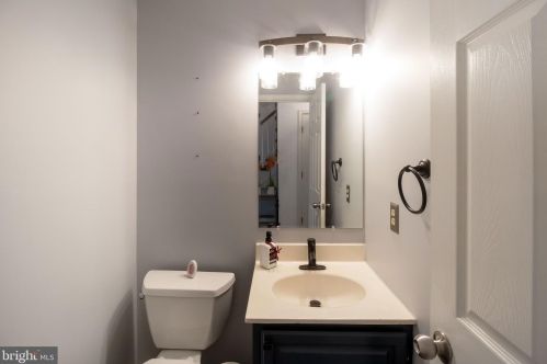 608 Halleck St, Fredericksburg VA  22407-8627 exterior