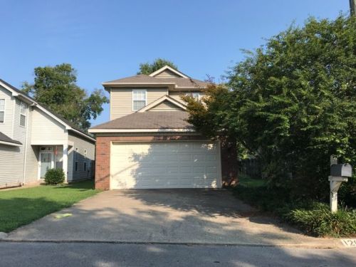 1206 Wembley Dr, Hermitage, TN 37076-1387