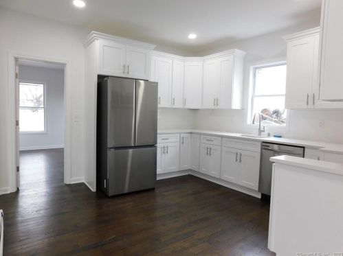 119 Gem Ave, Bridgeport, CT 06606-5419