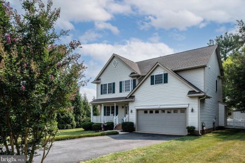 309 Dickinson Dr, Bowling Green, VA 22427-9453