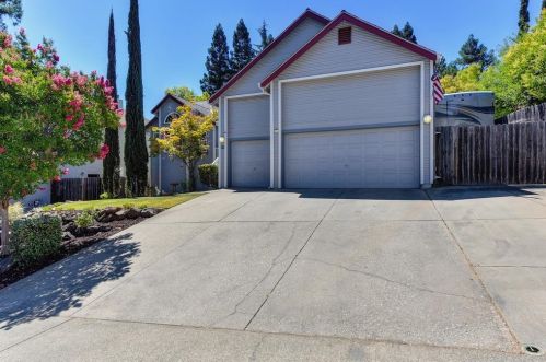 102 Seafarer Ct, Folsom CA  95630-2332 exterior