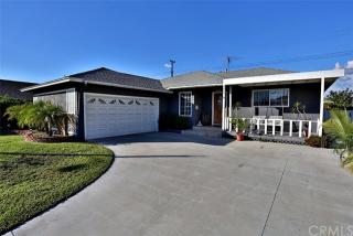 8425 Palais Rd, Stanton, CA 90680-1718