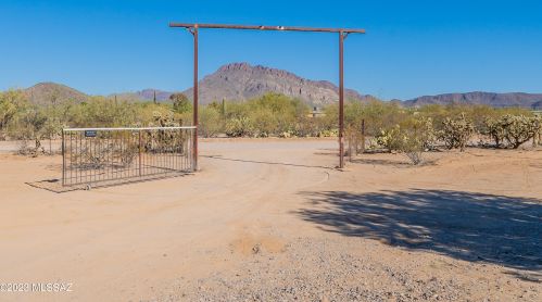 6901 Michigan St, Tucson, AZ 85735-9351