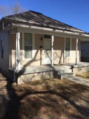 806 12th St, Junction City KS  66441-2146 exterior