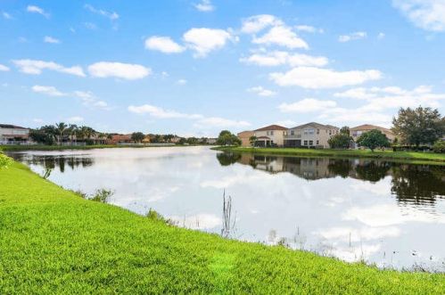 9741 Roche Pl, West Palm Beach FL  33414-6490 exterior