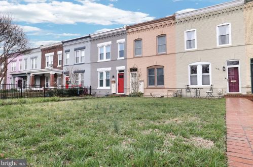 1433 Carolina Ave, Washington, DC 20003-2329
