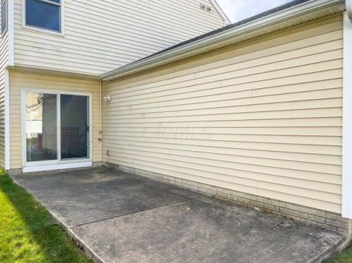 2264 Kilchurn Dr, Marion OH  43302-8739 exterior