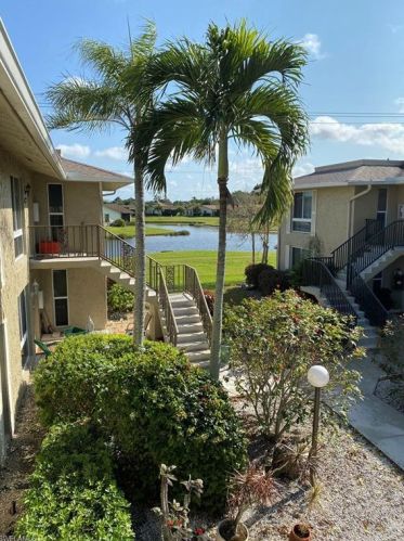 355 Palm Dr, Naples FL  34112-4980 exterior