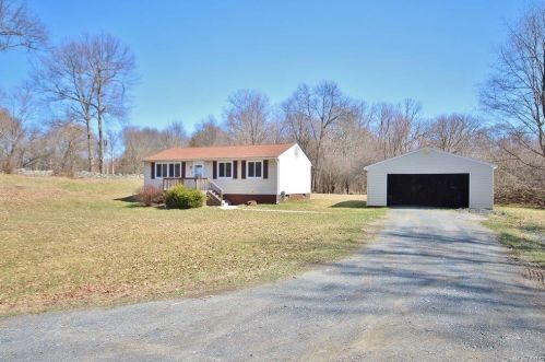 9 Batt Ln, Camp Bell Hall, NY 10916-2407