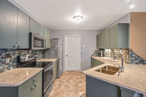 187 Camino Del Rio, Fort Pierce FL  34952-7931 exterior