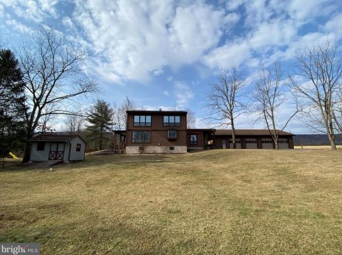 26 Lonesome Rd, North Newton, PA 17241-9732