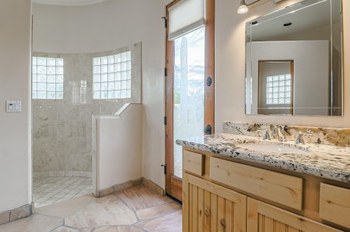 3833 67 Ave, Phoenix AZ 85033 exterior