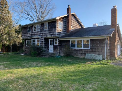 15 Midway Rd, Shelter Island, NY