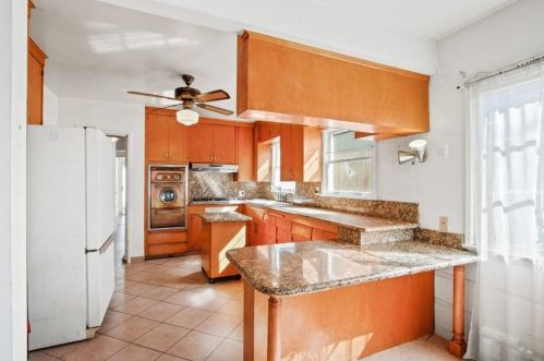 3540 Olive Ave, Long Beach CA  90807-4644 exterior