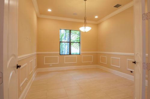 109 Calmo Cir, Port Saint Lucie FL  34984-6610 exterior