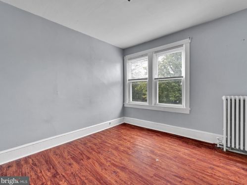 618 New Holland Ave, Lancaster PA 17602-2136 exterior