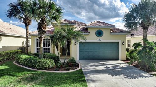 2319 Bainmar Dr, Lehigh Acres, FL 33973-6074
