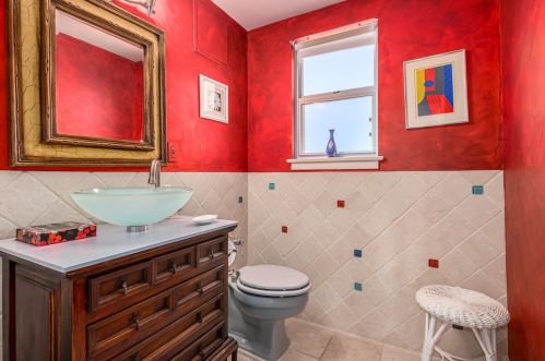 2201 Central Ave, Phoenix AZ 85004-2909 exterior