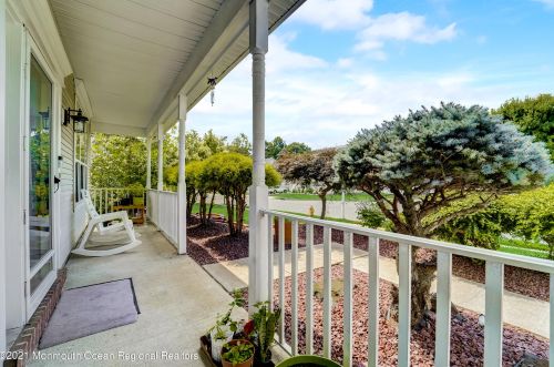 16 Mountain Laurel Rd, Morganville, NJ 07751-4066