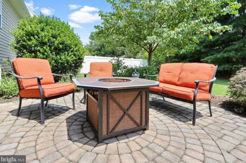 233 Beech Ln, Swedesboro NJ  08085-4033 exterior