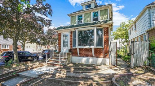 257-01 Williston Ave, Floral Park NY  11001-1060 exterior