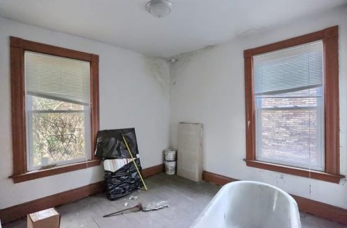 2620 California Ave, Pittsburgh PA 15212-2669 exterior