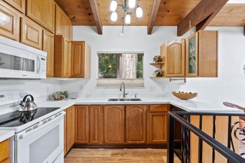 1173 Lakeside Dr, Lompico CA  95018-9513 exterior