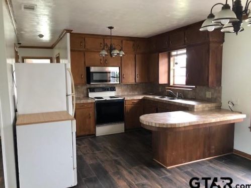 10396 County Road 137, Flint TX  75762-9573 exterior