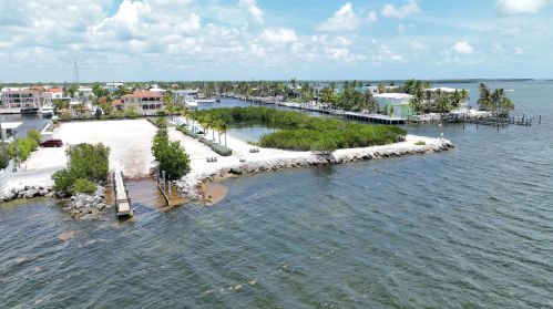 110 Marina Ave, Key Largo FL  33037-4311 exterior