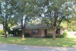 11 Bernard Dr, Conway, AR 72032-9053