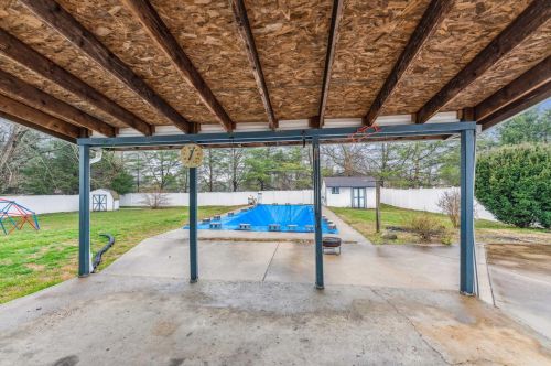 175 Helen Rd, Pataskala OH  43062-9313 exterior