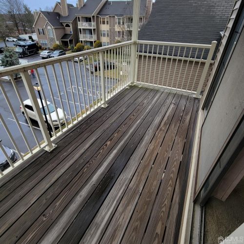 44 Lear Ct, East Brunswick NJ  08816-1851 exterior
