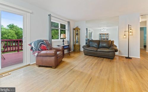 8813 Sylvania St, Lorton VA  22079-1612 exterior