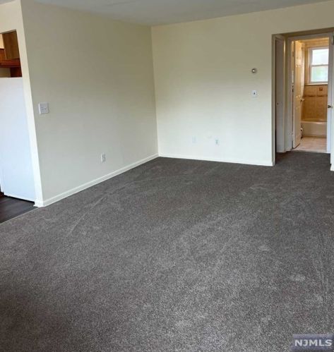 202 Riverview Pl, Cliffside Park NJ  07010-1113 exterior