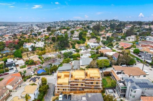 1035 Spruce St, San Diego CA 92105-3749 exterior