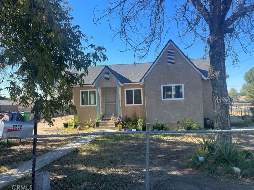 2232 Baker St, Bakersfield, CA 93305-3016