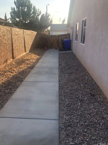 13773 Brynwood St, Victorville CA  92392-7921 exterior