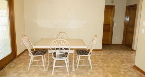 5142 Shawnee Blvd, Schnecksville PA  18078-2609 exterior