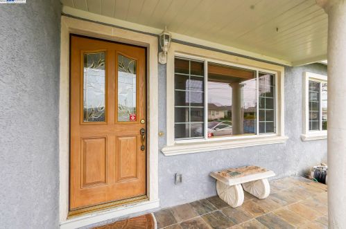 1108 Cumberland Ave, San Leandro, CA 94579-1447